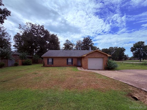 6735 Pineleaf Dr