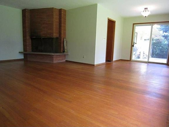 Dining Room/Livingroom