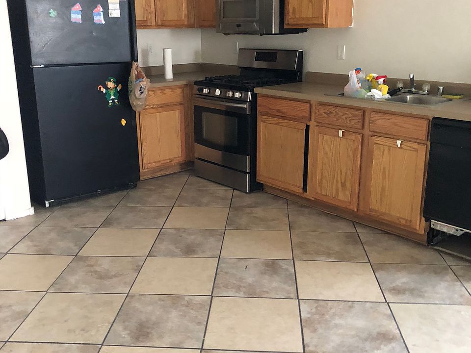 2nd image of 10112 Cartagena Ave SW