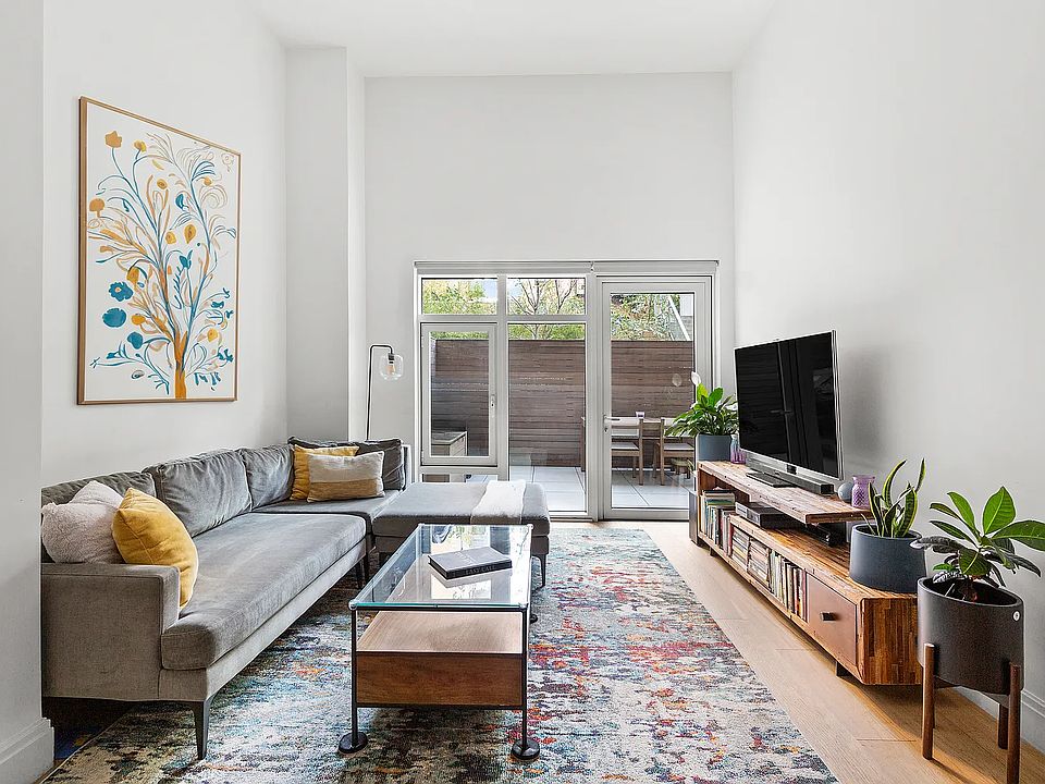 1st image of 181 18th St #101