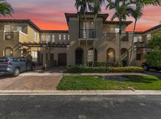 8612 Buckskin Mnr #5-8, Davie, FL 33328