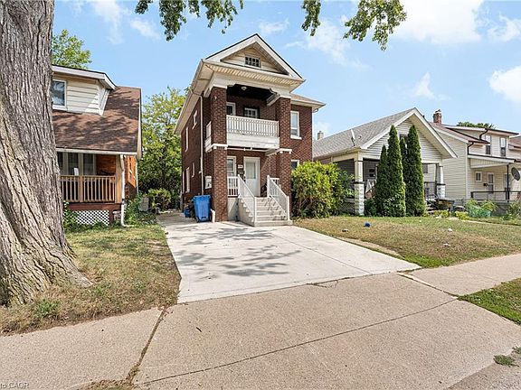 2nd image of 374 Josephine Ave