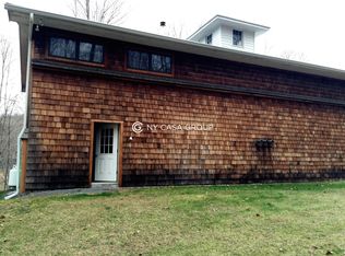 126 Ferris Ln, Milan, NY 12571