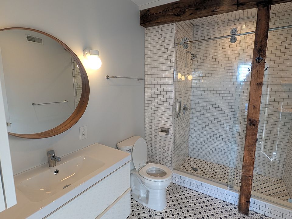 1st image of 311 E 13th St #6