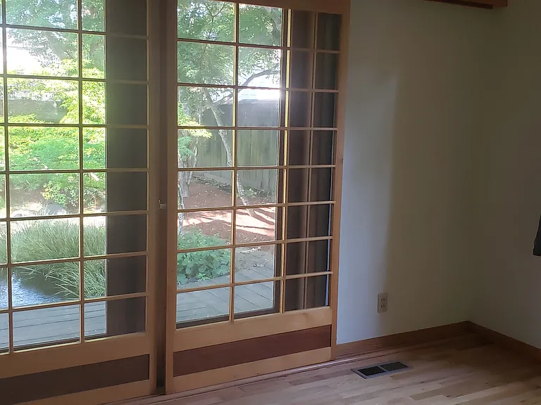 1155 SW Timian St — Photo 10