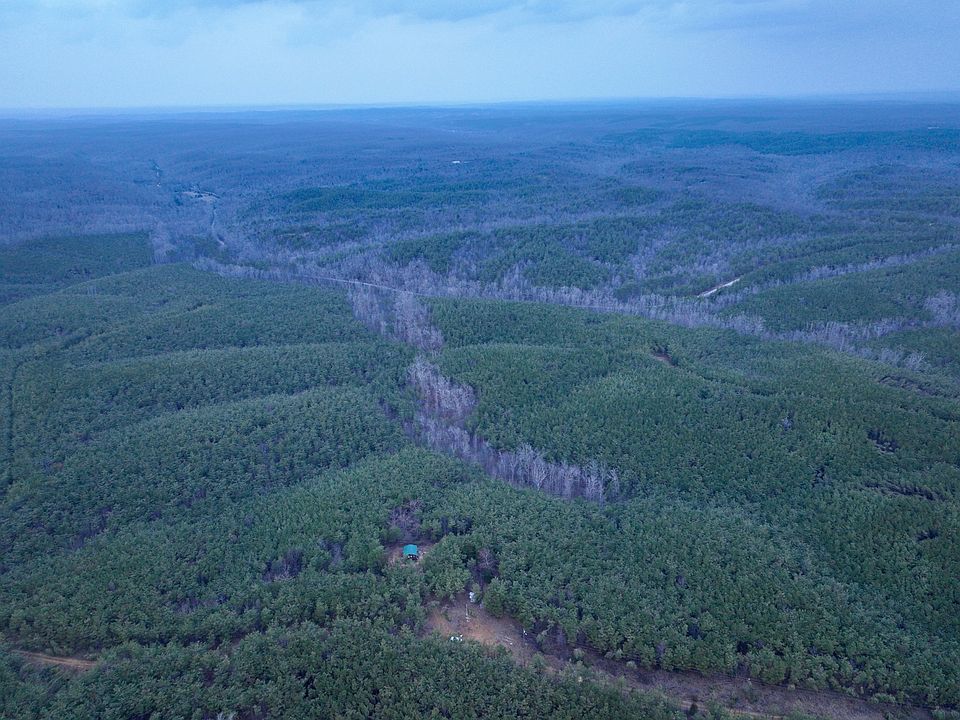 31st image of 1 Roan Creek Rd
