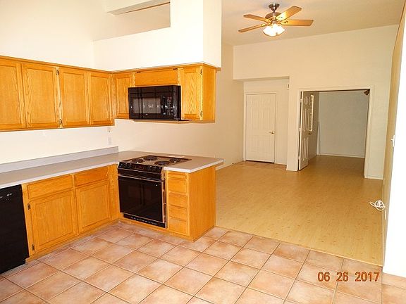 4th image of 2262 E 27th Ln