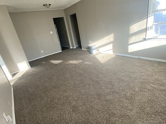 3rd image of 2313 McCracken Dr