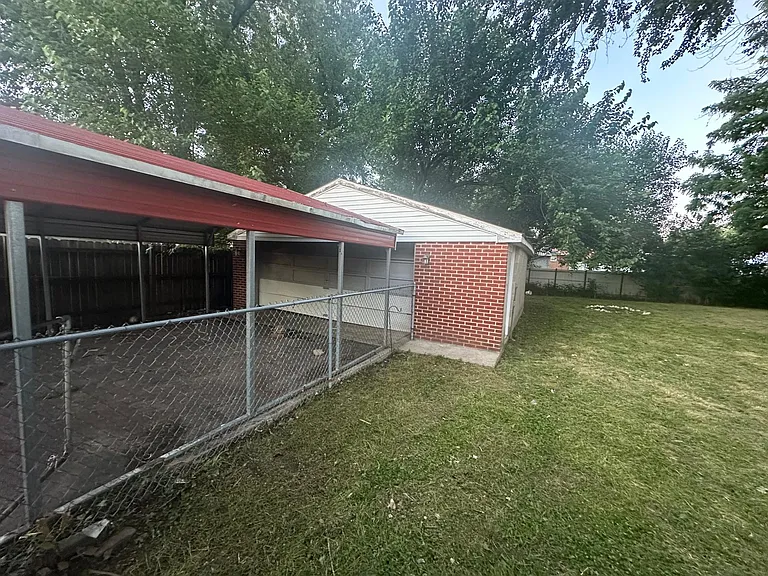 9819 West Ave — Photo 11