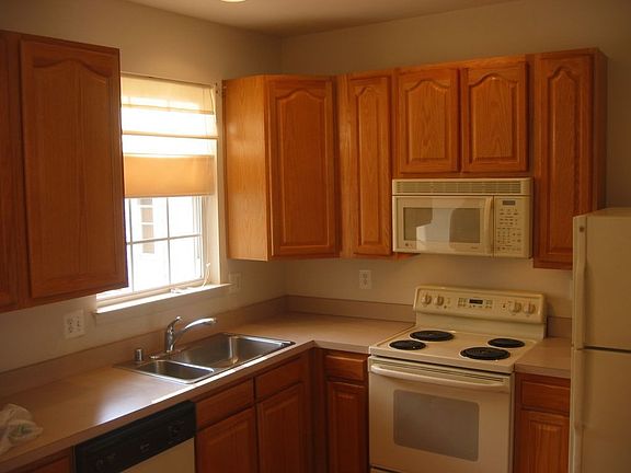 Sunny Kitchen