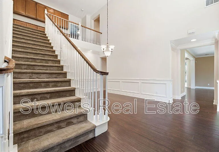 145 Bryant Ct — Photo 33