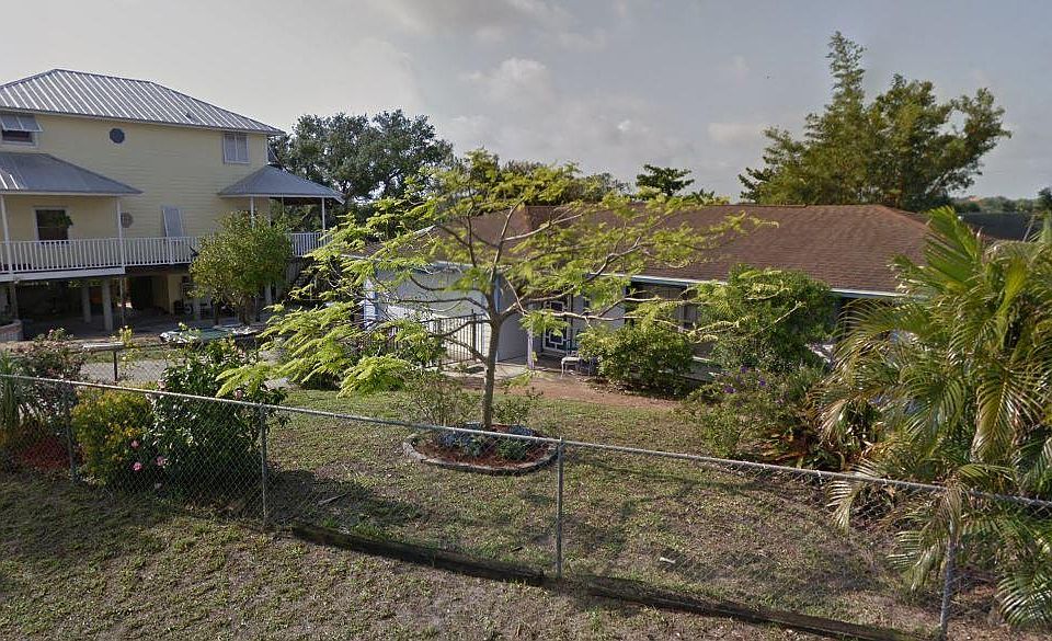 1st image of 1206 NE Oceanview Cir