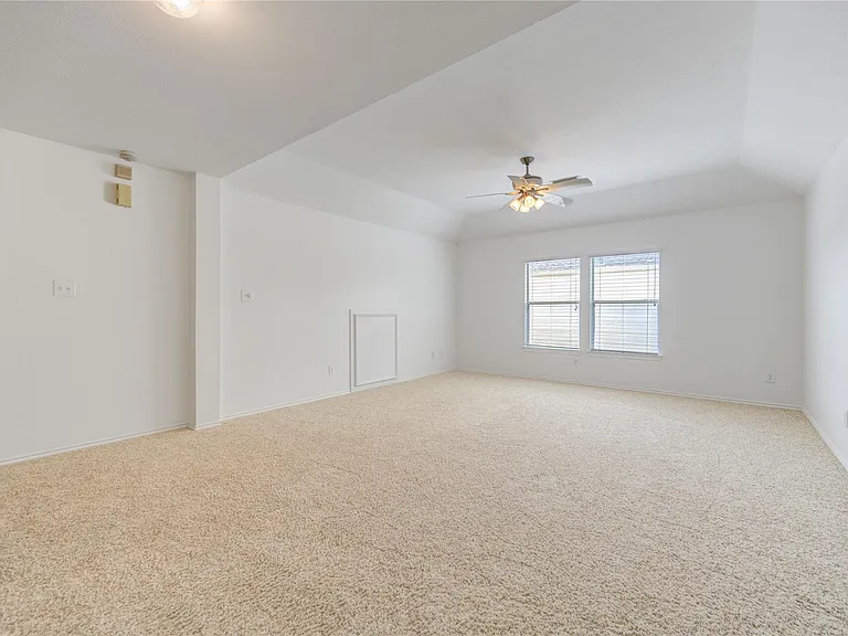 4426 Desert Cliff Ct — Photo 31