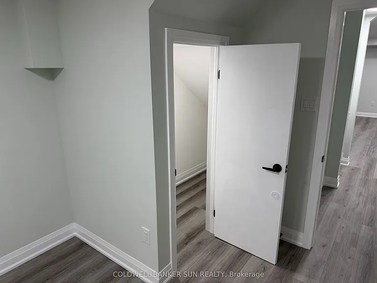 13 Divers Rd #BASEMENT — Photo 8