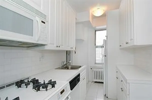 Sold by Douglas Elliman | media 5