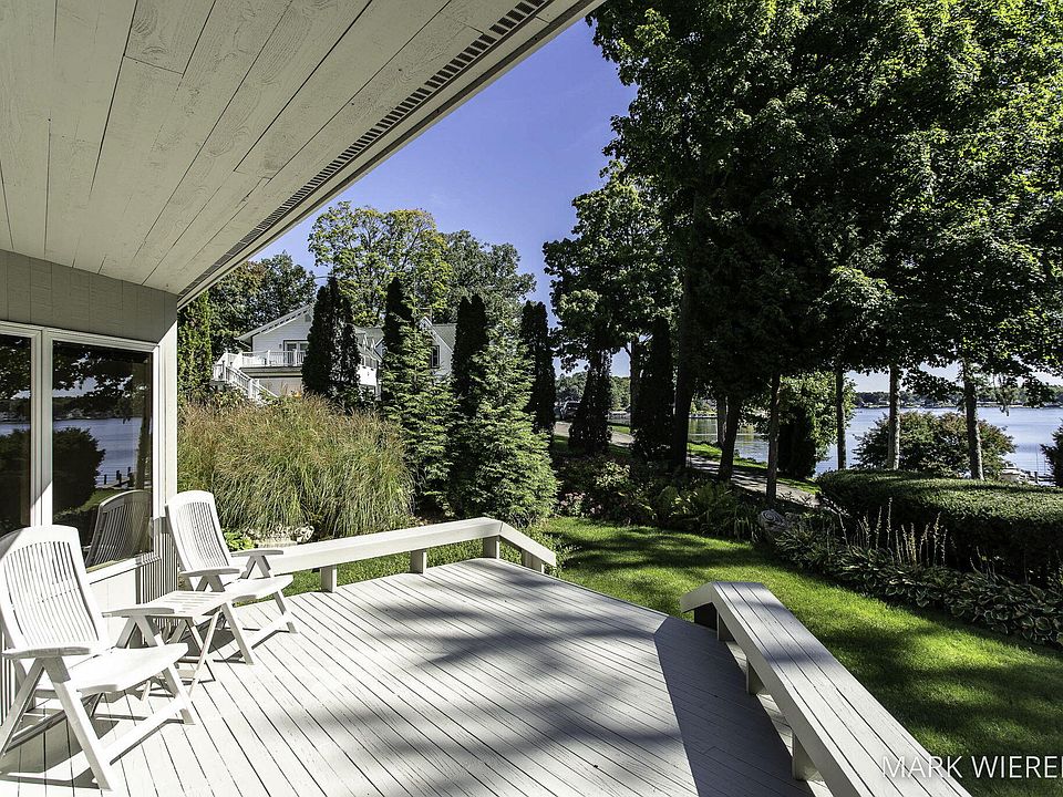 17676 W Spring Lake Rd, Spring Lake, MI 49456 MLS 22042253 Zillow
