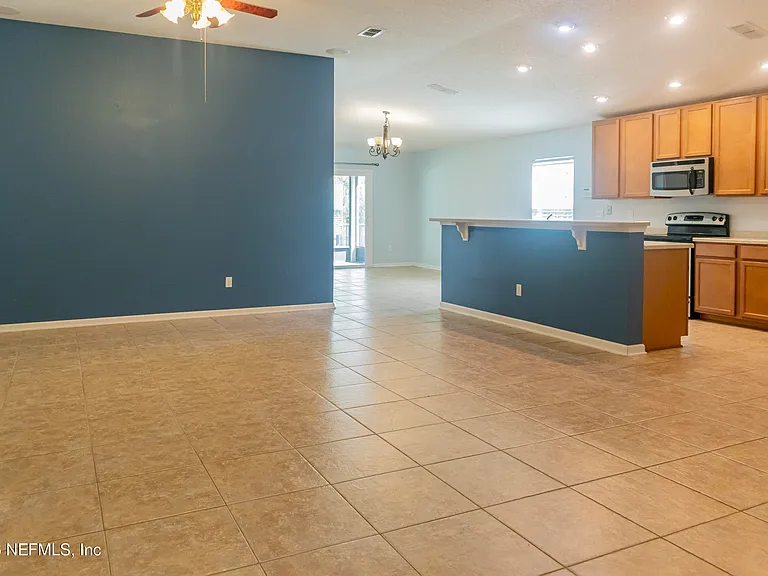 112 Celtic Wedding Dr — Photo 3