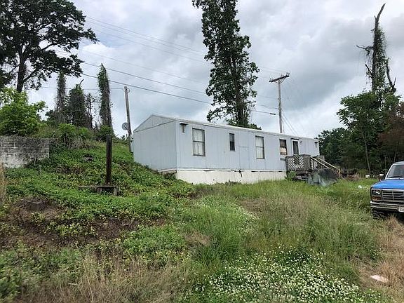 3rd image of 120 Church Hill St