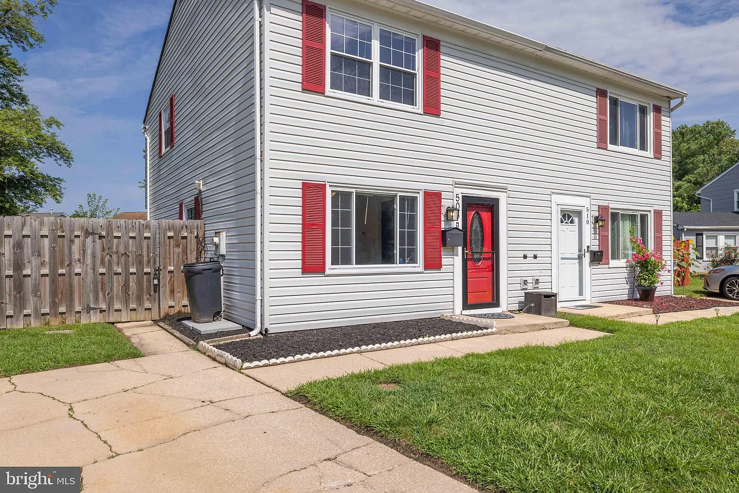 508 Scholar Ct photo 1