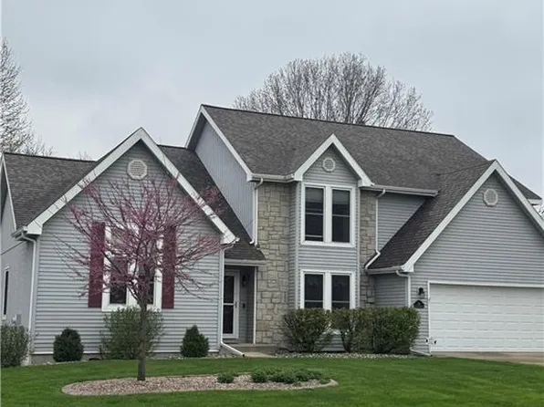 168 Canyon View Dr, Lansing, KS 66043