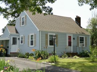 662 Ash St, Brockton, MA 02301
