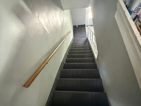 3rd image of 730 N Main Ave #1