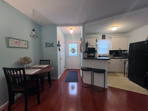 3 Rathbun Rd APT 10