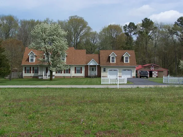 8805 Cedar Lane Rd, Berlin, MD 21811