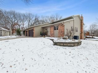 4184 Strawberry Ln, Eagan, MN 55123