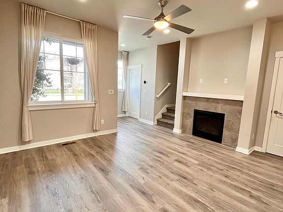 2nd image of 4015 SE Century Blvd