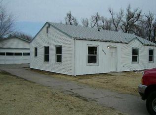 1232 E Denver Dr, Wichita, KS 67219