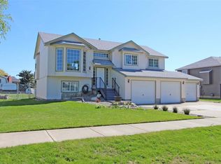 8716 N Maple St, Spokane, WA 99208