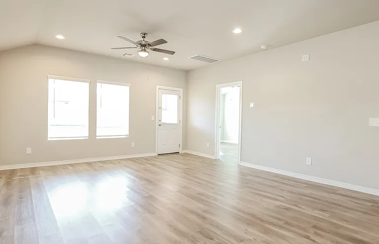 Sara Park Rental Homes — Photo 10
