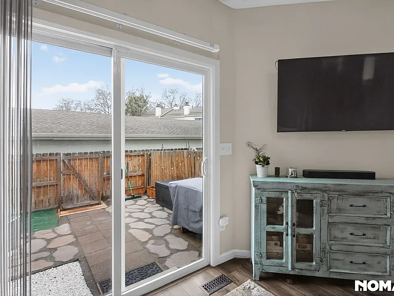 4239 S Mobile Cir #C — Photo 7