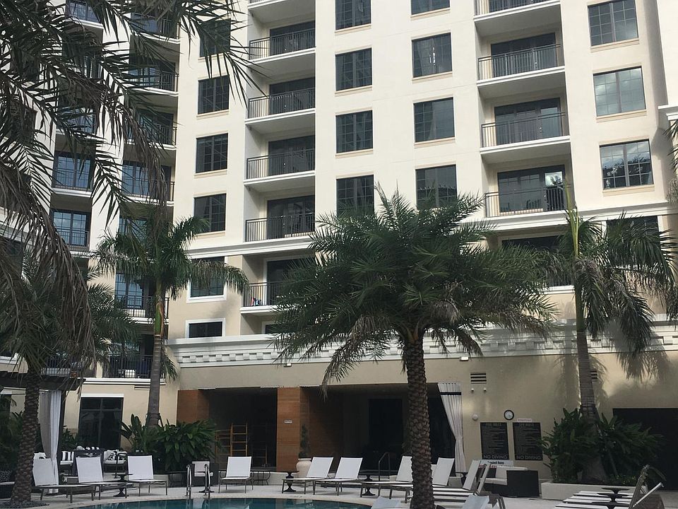 1st image of 902 Central Ave #3