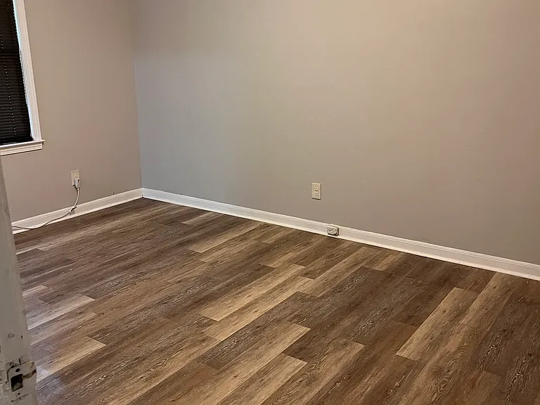 177 Williams St — Photo 20