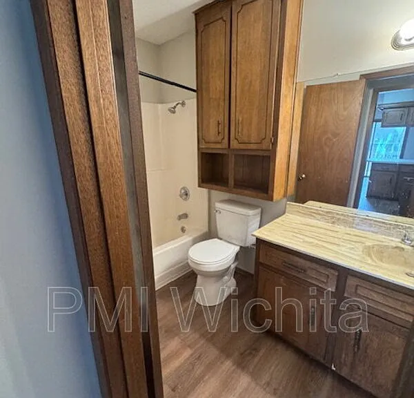 1730 S Beech Ct — Photo 10