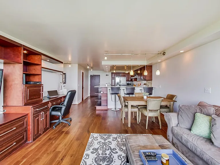 1850 N Clark St #1205 — Photo 7