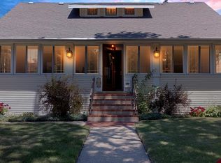 916 Garden St, Park Ridge, IL 60068