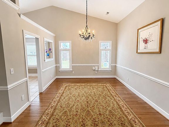 4th image of 103 Loblolly Circle