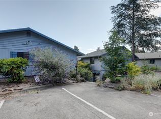 19232 15th Ave NE APT C1, Shoreline, WA