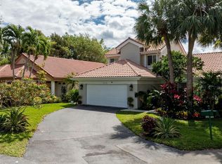 1870 NW 93rd Ter, Plantation, FL 33322