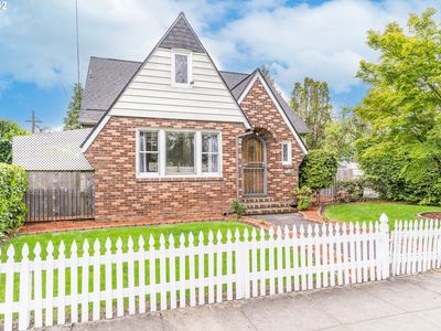 1317 N Rosa Parks Way, Portland, OR, 97217