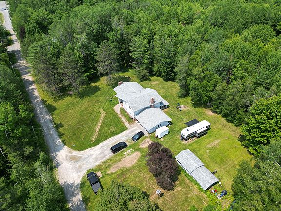 2nd image of 32 Kelley Avenue