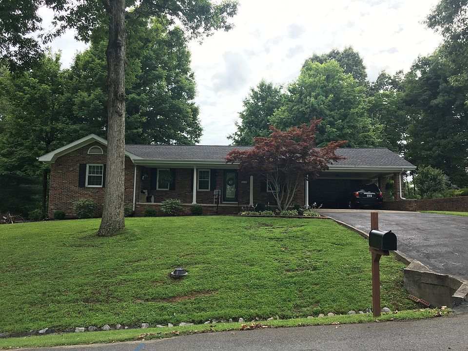 1st image of 619 E Dogwood Dr