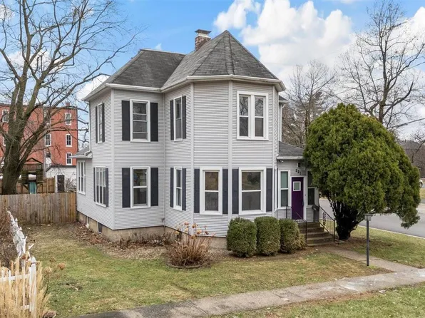 221 W Washington St, O'Fallon, IL 62269