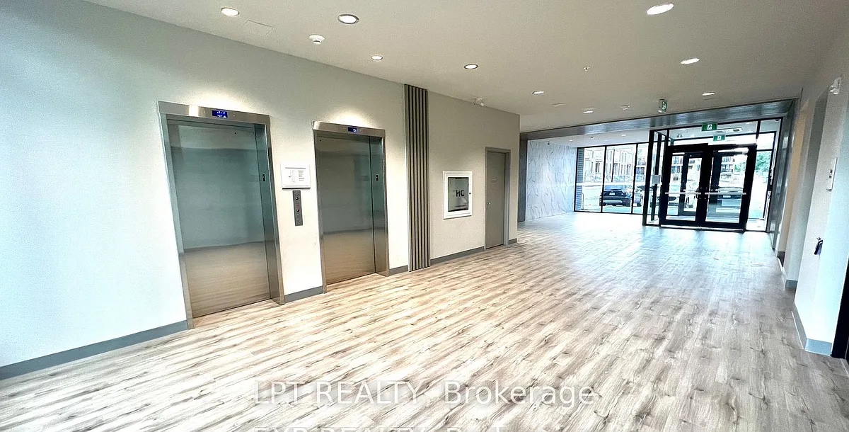 Building Photo - 103 Roger St #415