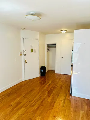 Rented by Corcoran | media 6