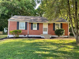 105 Garwood Dr, Nashville, TN 37210