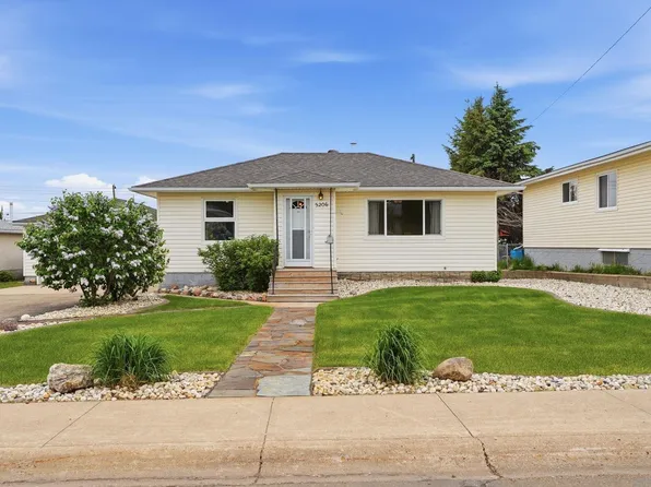5206 45th Ave, Vegreville, AB T9C 1A2